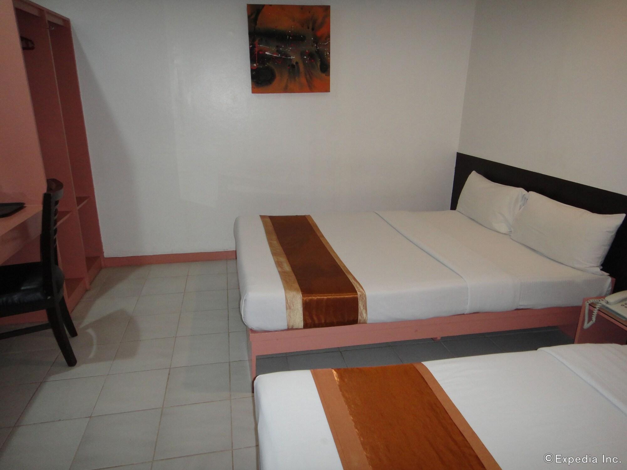 Hotel Pier Cuatro Cebu Ngoại thất bức ảnh