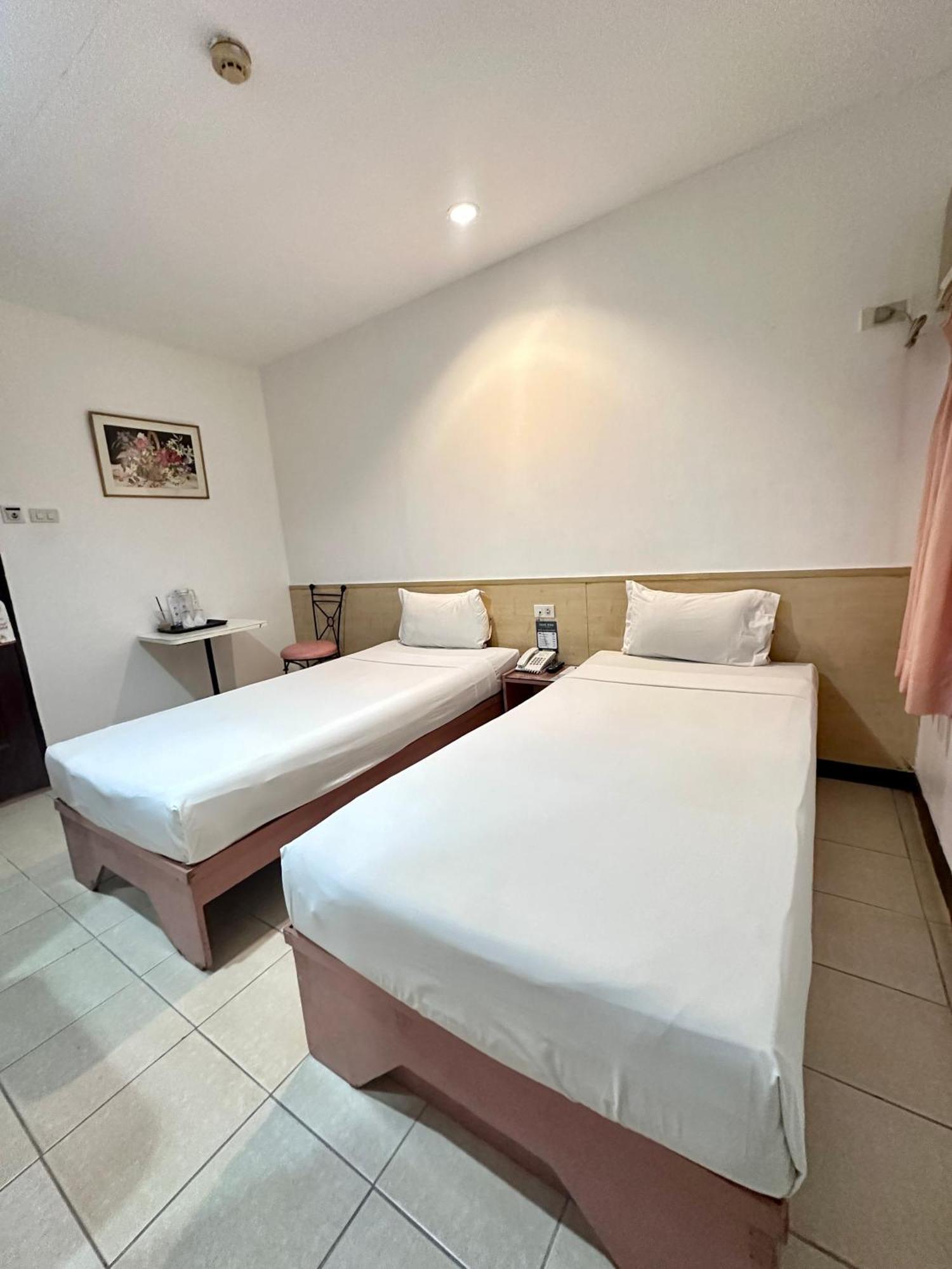 Hotel Pier Cuatro Cebu Ngoại thất bức ảnh