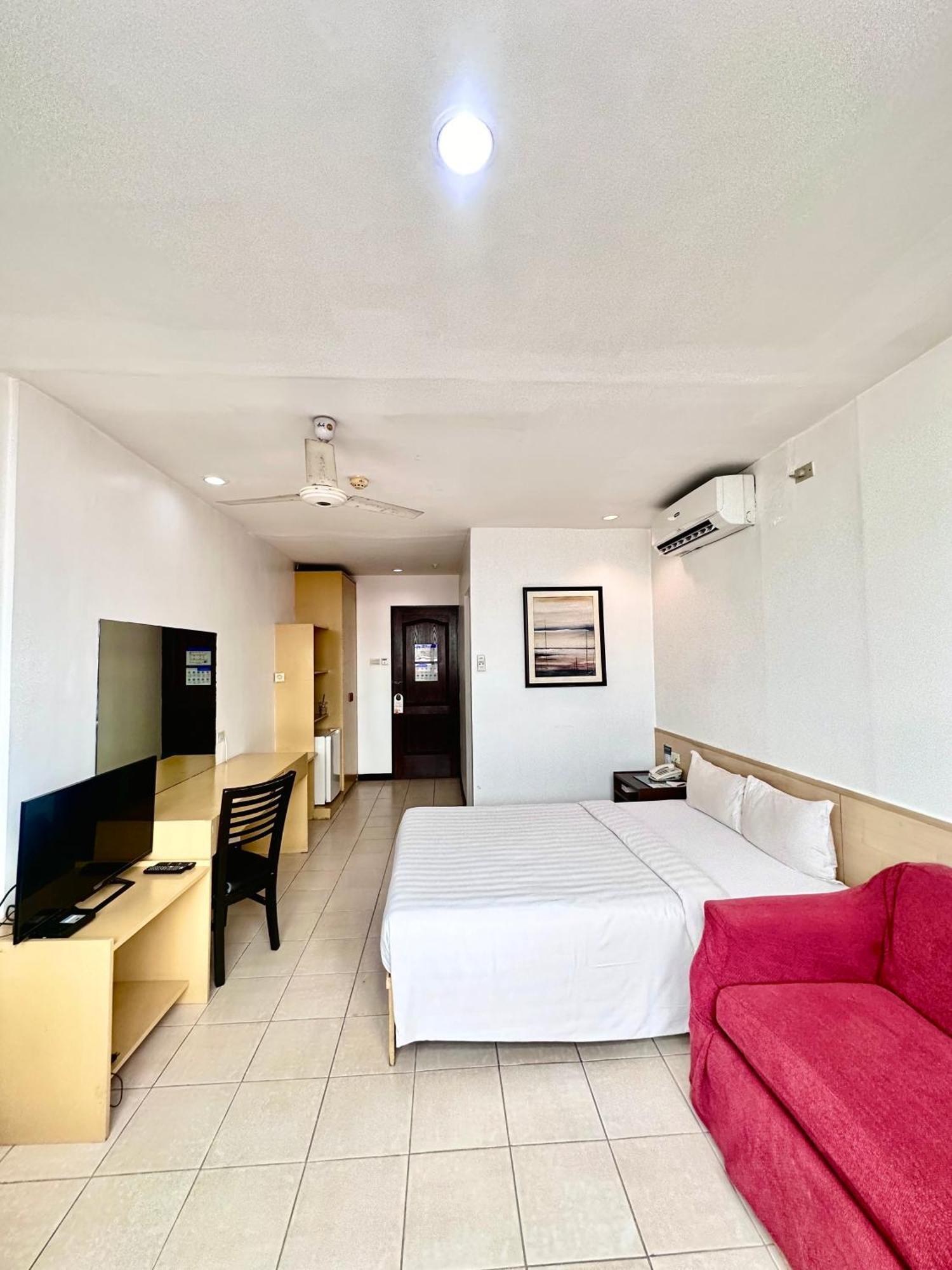 Hotel Pier Cuatro Cebu Ngoại thất bức ảnh